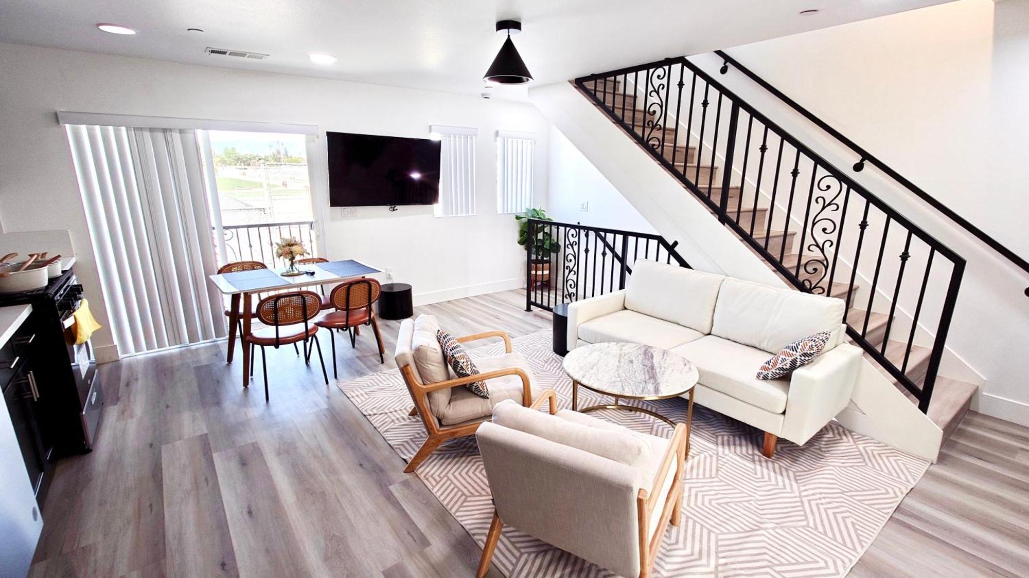Apartment with Park View